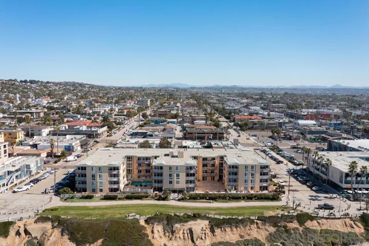 4627 Ocean Blvd 410, San Diego, California 92109
