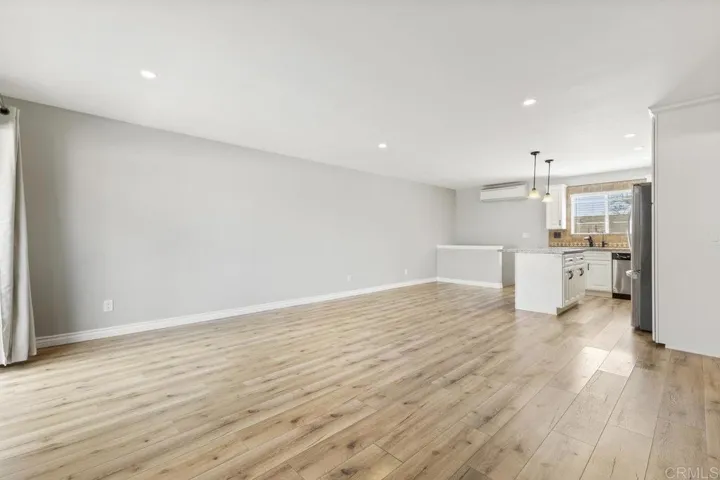 238 Washington Street B, Vista, California 92084