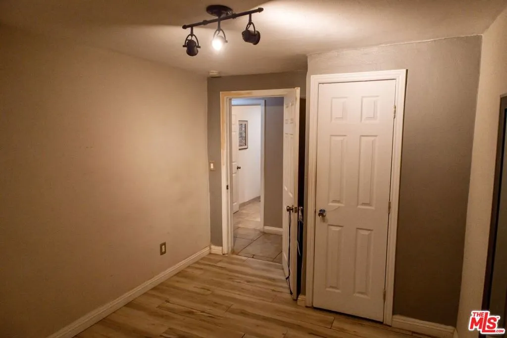 21732 Mountain Avenue, Perris, California 92570 home-pic-4