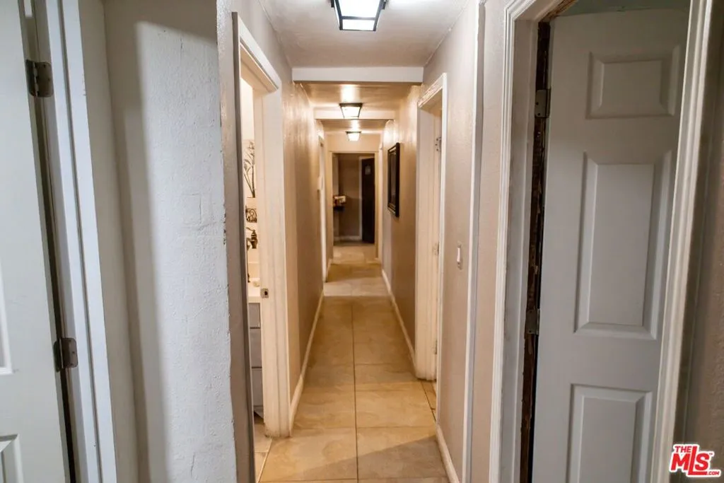 21732 Mountain Avenue, Perris, California 92570 home-pic-6