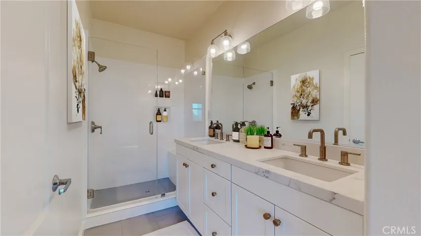 5405 W 149th Place 4, Hawthorne, California 90250