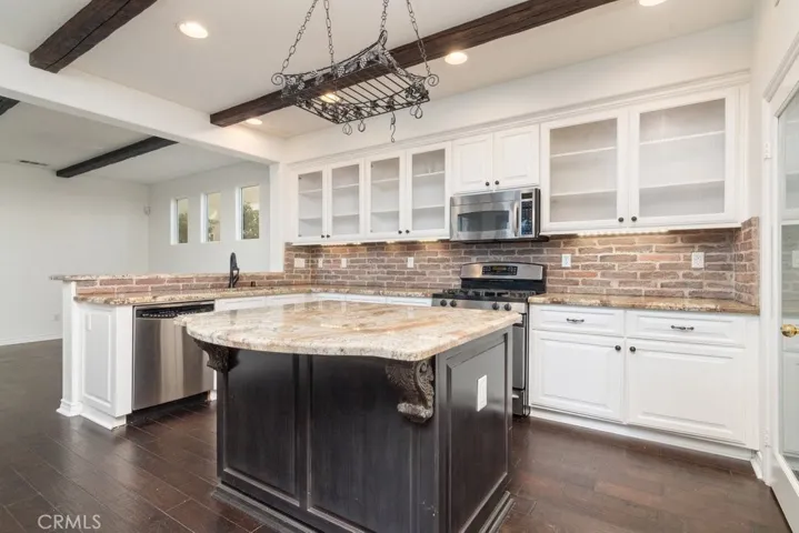 40205 Balboa Drive, Temecula, California 92591