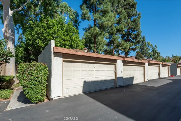 5720 Owensmouth Avenue 135, Woodland Hills, California 91367