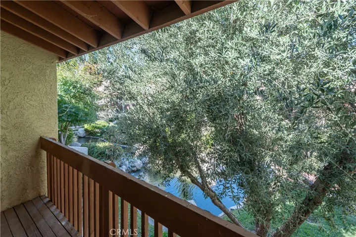 5720 Owensmouth Avenue 135, Woodland Hills, California 91367