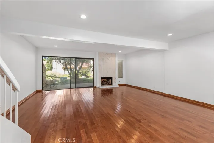 5720 Owensmouth Avenue 135, Woodland Hills, California 91367