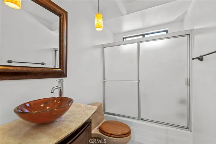 5720 Owensmouth Avenue 135, Woodland Hills, California 91367