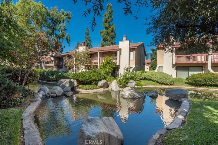 5720 Owensmouth Avenue 135, Woodland Hills, California 91367