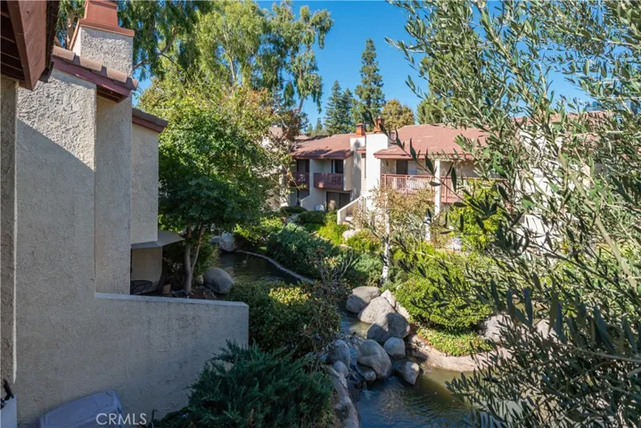 5720 Owensmouth Avenue 135, Woodland Hills, California 91367