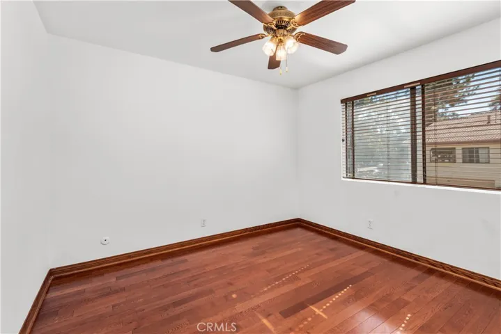 5720 Owensmouth Avenue 135, Woodland Hills, California 91367
