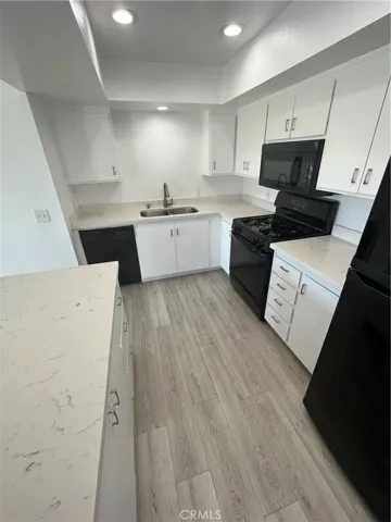 Kitchen with lots of cabinets