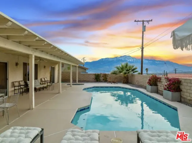 9871 Valparaiso Drive, Desert Hot Springs, California 92240