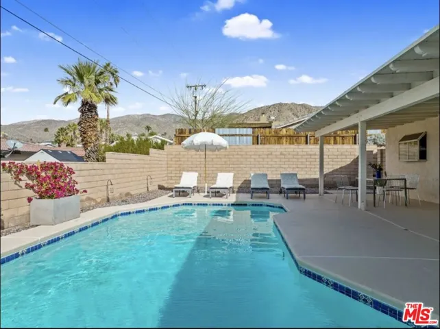 9871 Valparaiso Drive, Desert Hot Springs, California 92240
