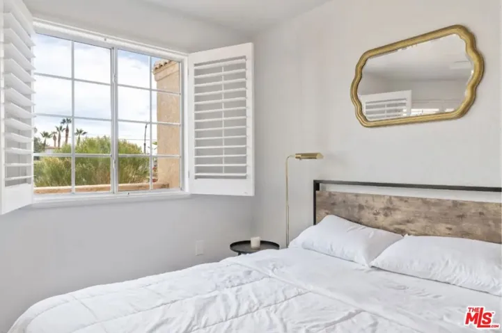 9871 Valparaiso Drive, Desert Hot Springs, California 92240