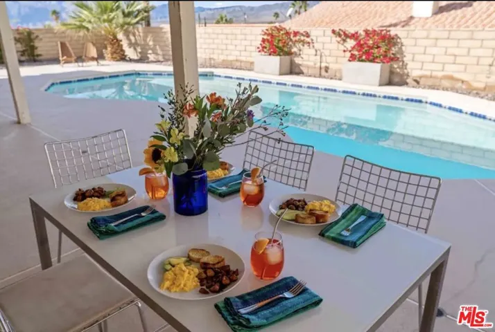 9871 Valparaiso Drive, Desert Hot Springs, California 92240