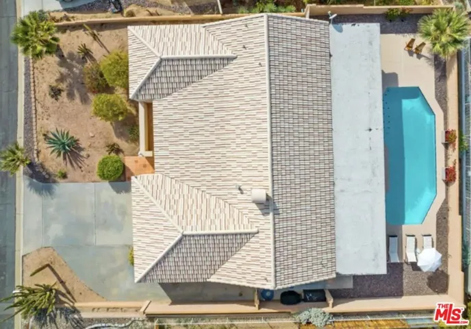 9871 Valparaiso Drive, Desert Hot Springs, California 92240