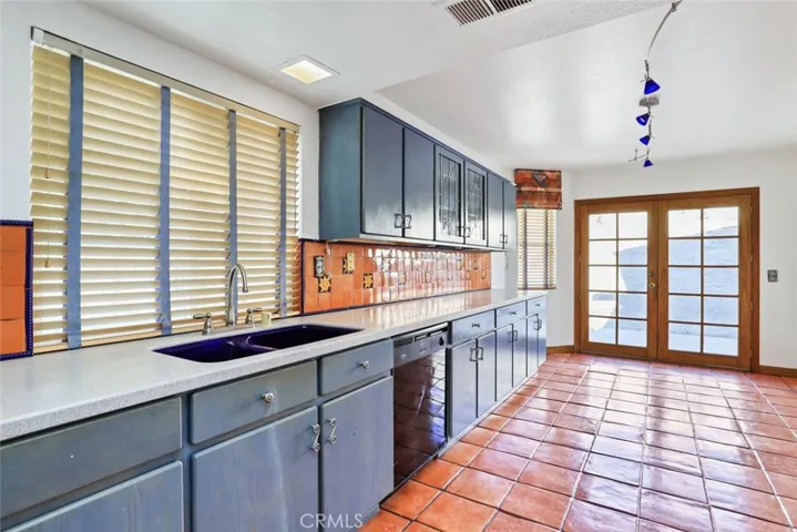 6322 N Azalea Avenue, San Bernardino, California 92407