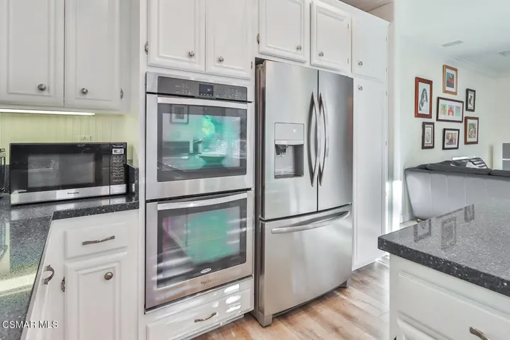 dFamily and Kitchen8