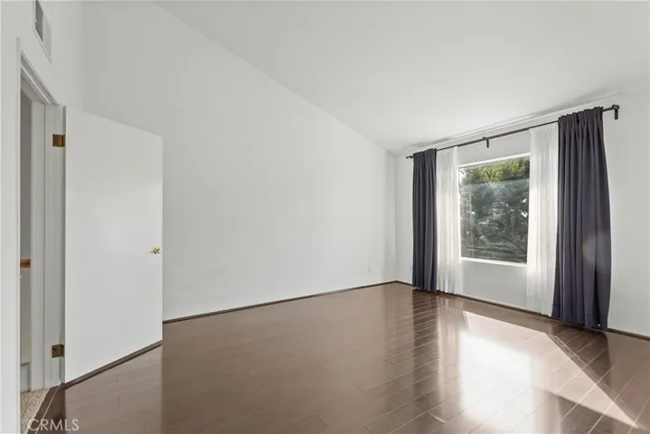 15762 Midwood Drive Unit 4, Granada Hills, California 91344