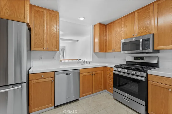 15762 Midwood Drive Unit 4, Granada Hills, California 91344