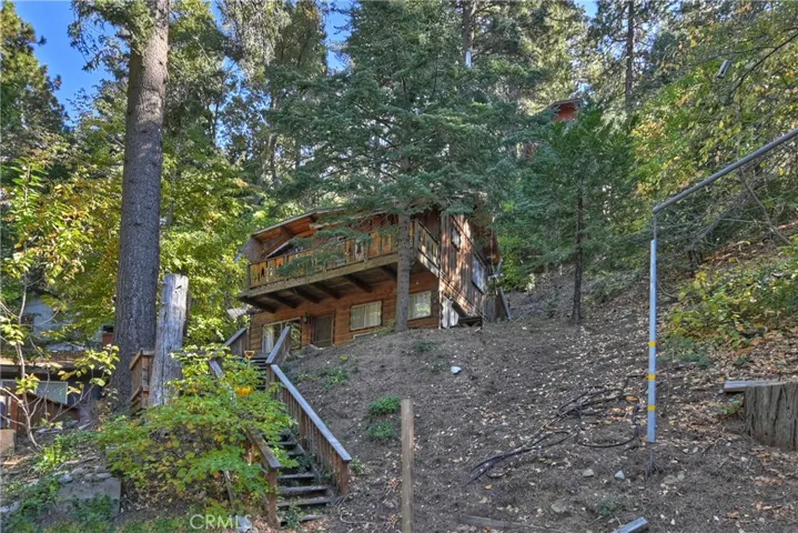 803 Lake Drive, Lake Arrowhead, California 92352