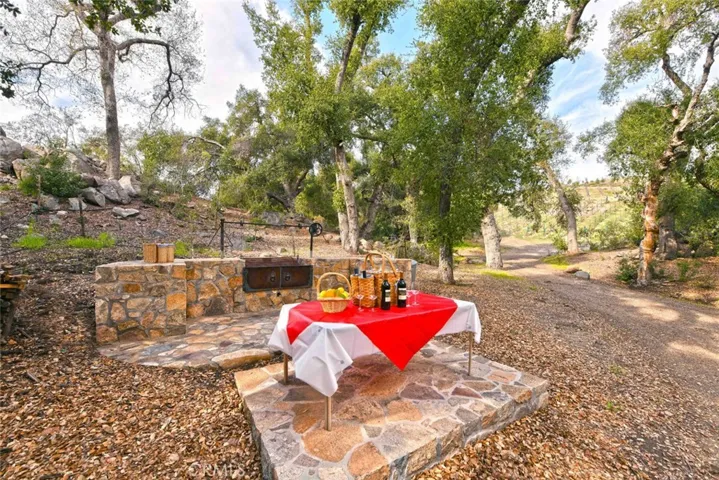 38575 Via Vista Grande, Murrieta, California 92562
