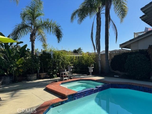 6882 Lawn Haven Drive, Huntington Beach, California 92648