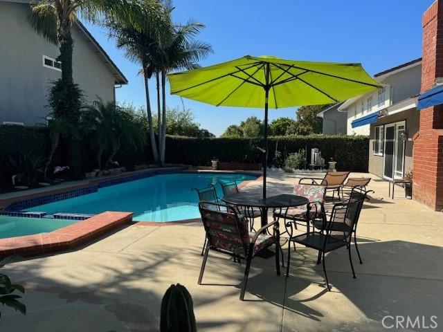 6882 Lawn Haven Drive, Huntington Beach, California 92648