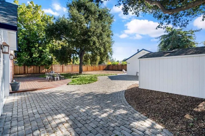 960 Berry Avenue, Los Altos, California 94024