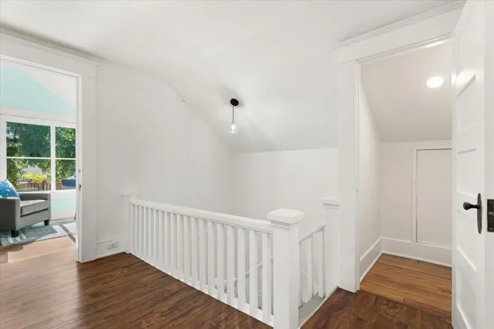 960 Berry Avenue, Los Altos, California 94024