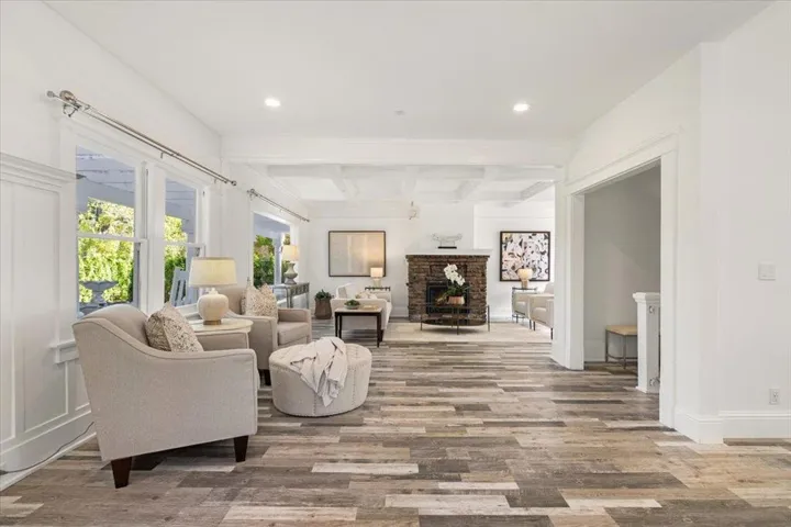960 Berry Avenue, Los Altos, California 94024