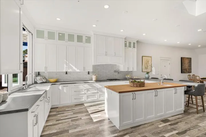 960 Berry Avenue, Los Altos, California 94024