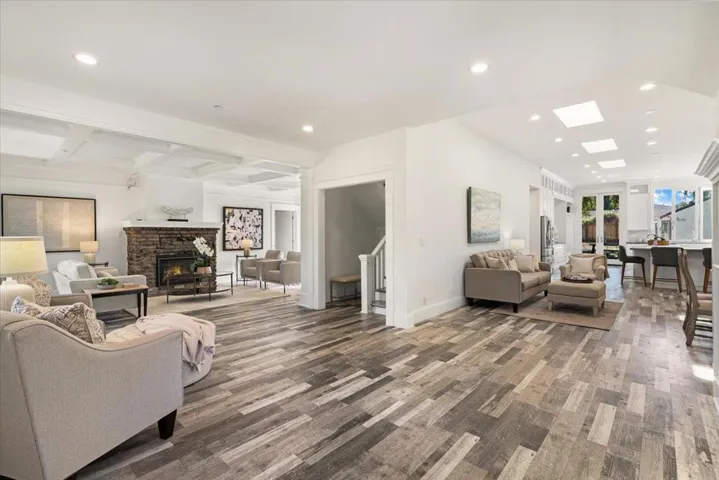 960 Berry Avenue, Los Altos, California 94024