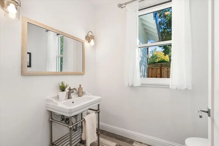 960 Berry Avenue, Los Altos, California 94024
