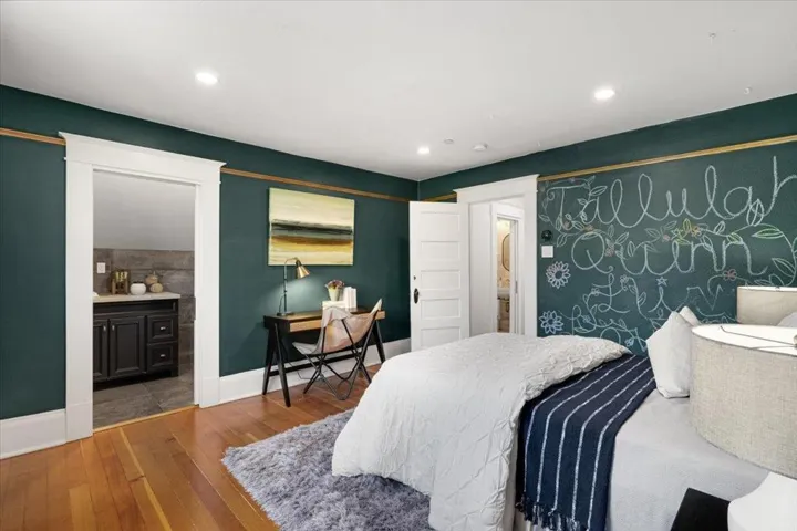 960 Berry Avenue, Los Altos, California 94024