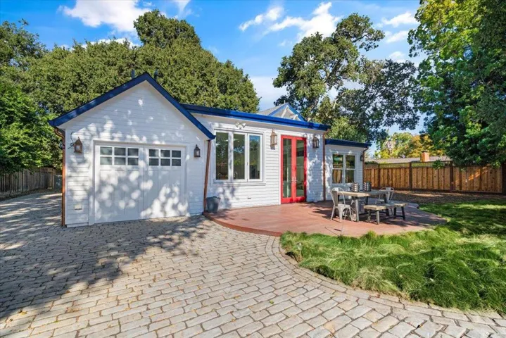 960 Berry Avenue, Los Altos, California 94024
