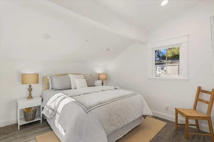 960 Berry Avenue, Los Altos, California 94024