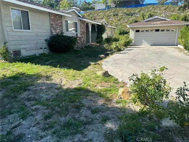 18130 Karen Drive, Tarzana, California 91356