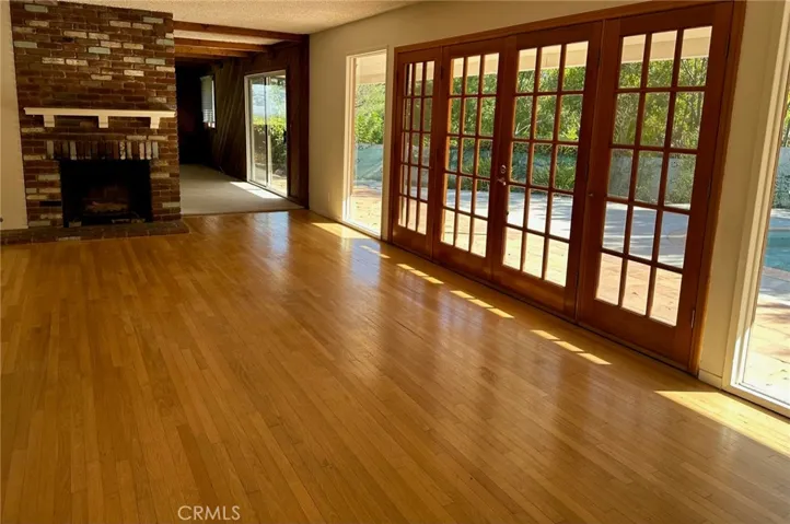 18130 Karen Drive, Tarzana, California 91356