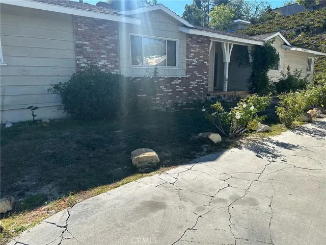 18130 Karen Drive, Tarzana, California 91356