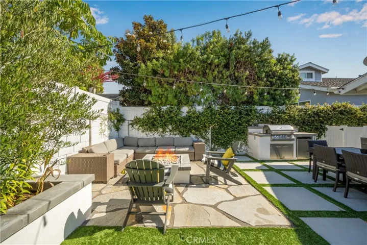 4189 Birchwood Avenue, Seal Beach, California 90740