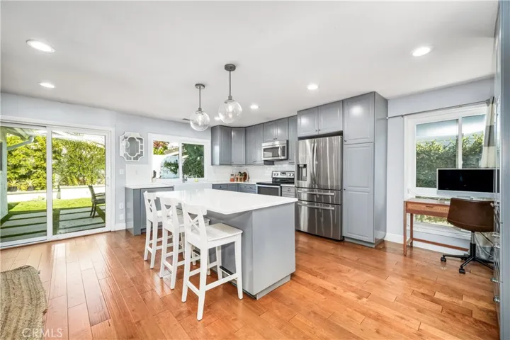 4189 Birchwood Avenue, Seal Beach, California 90740