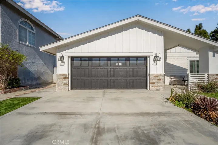 4189 Birchwood Avenue, Seal Beach, California 90740
