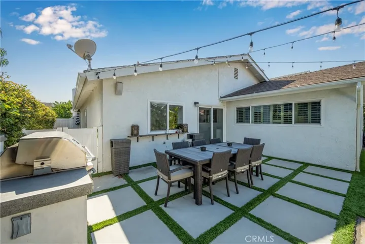 4189 Birchwood Avenue, Seal Beach, California 90740