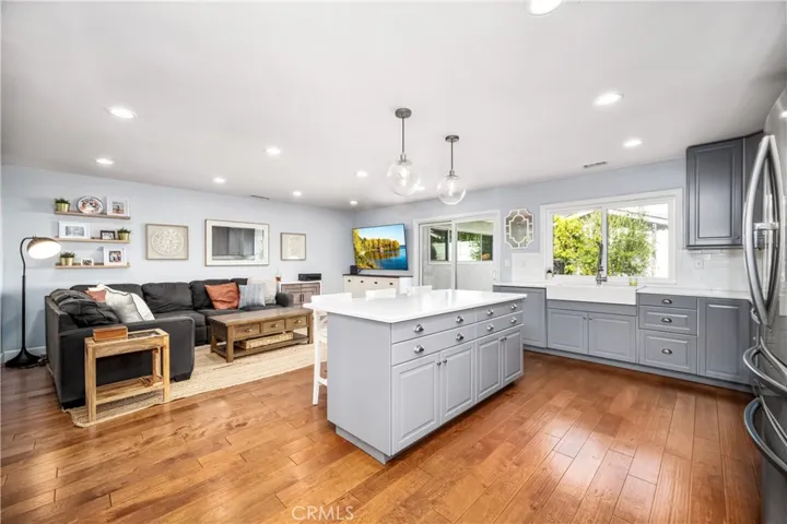 4189 Birchwood Avenue, Seal Beach, California 90740