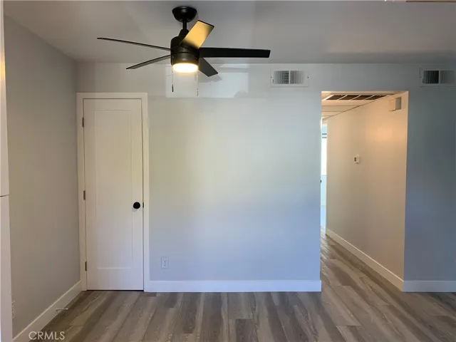 28011 Tiffany Lane 327, Canyon Country, California 91387