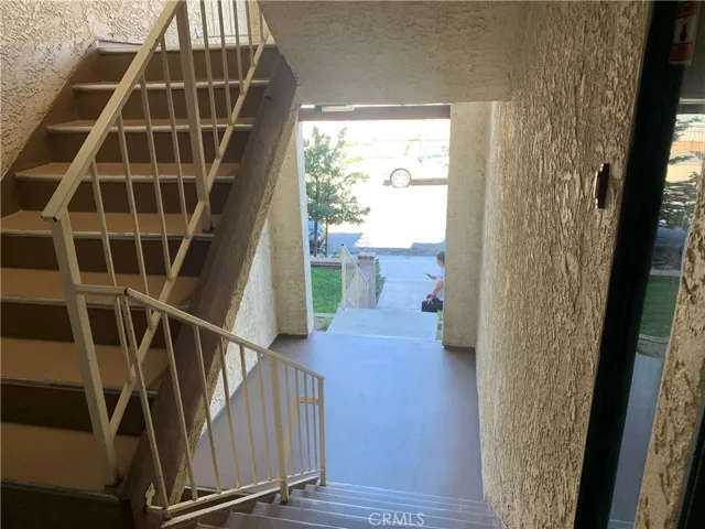 28011 Tiffany Lane 327, Canyon Country, California 91387