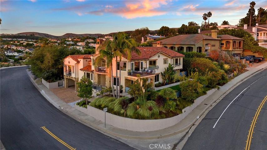 4020 Calle Bienvenido, San Clemente, California 92673