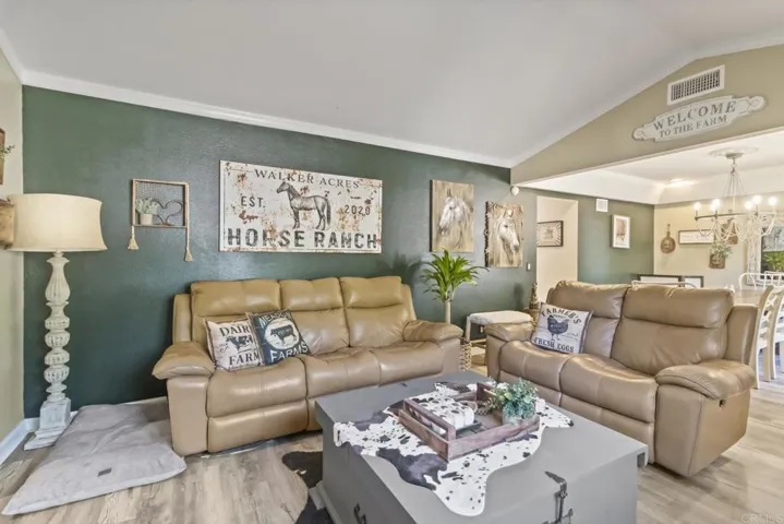 1012 Reaser Lane, Ramona, California 92065
