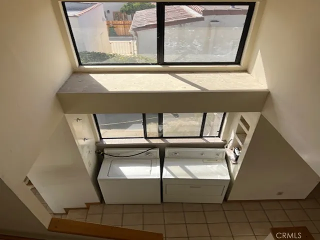 LAUNDRY VIEW FROM UPTOP