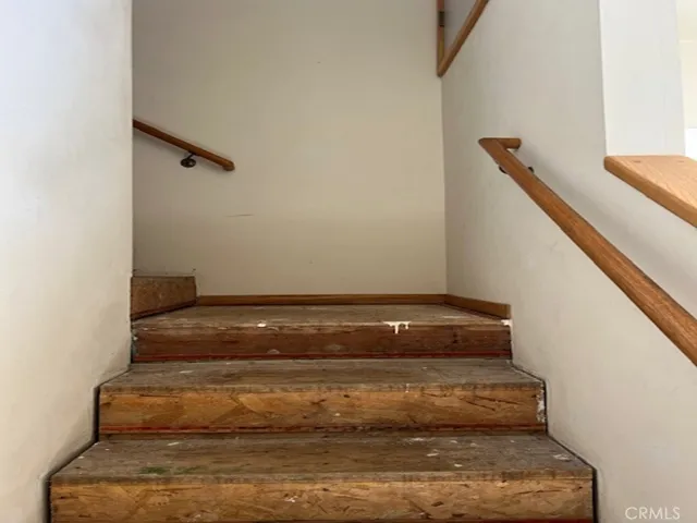 STAIRS TO MASTER